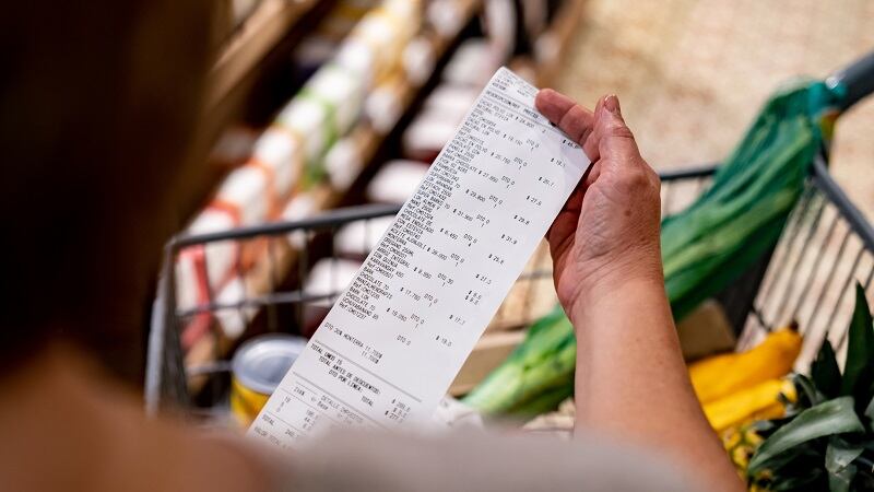 Consumers feel empowered to save money on groceries, but tariffs and inflation concerns pesist.