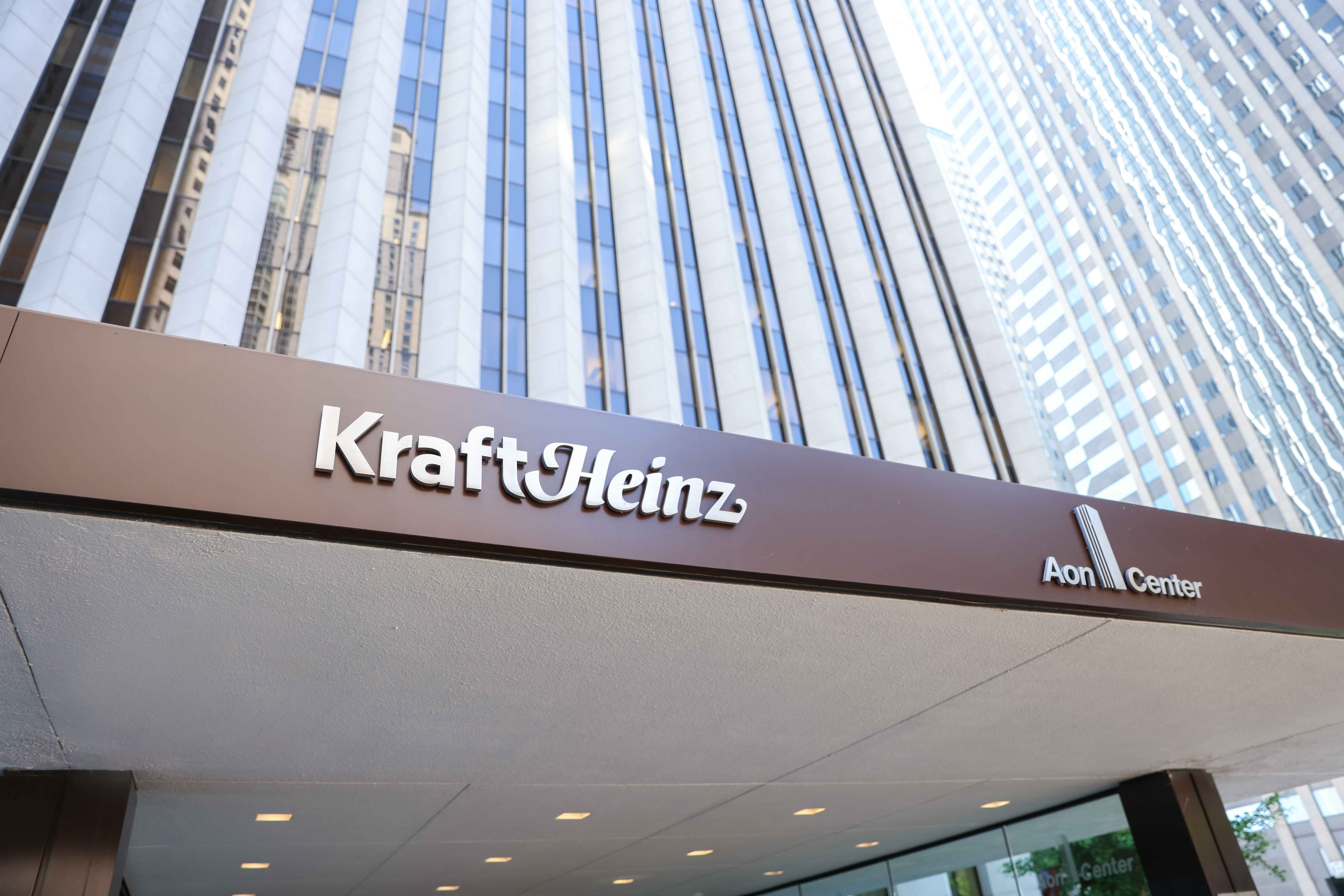 Kraft Heinz fights weak demand with marketing blitz