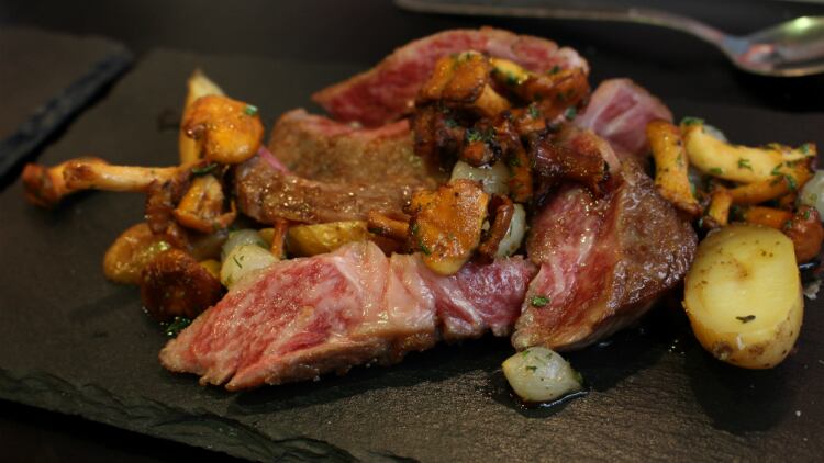 Wagyu-steak.jpg