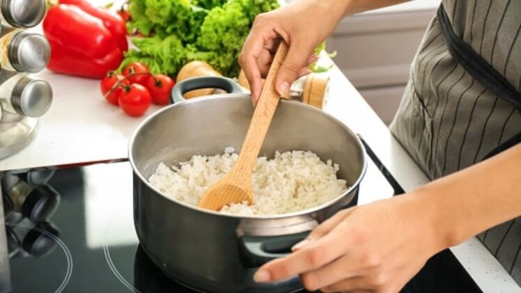Eating at home: China’s COVID-19 online purchasing patterns revealed huge shift towards home cooking