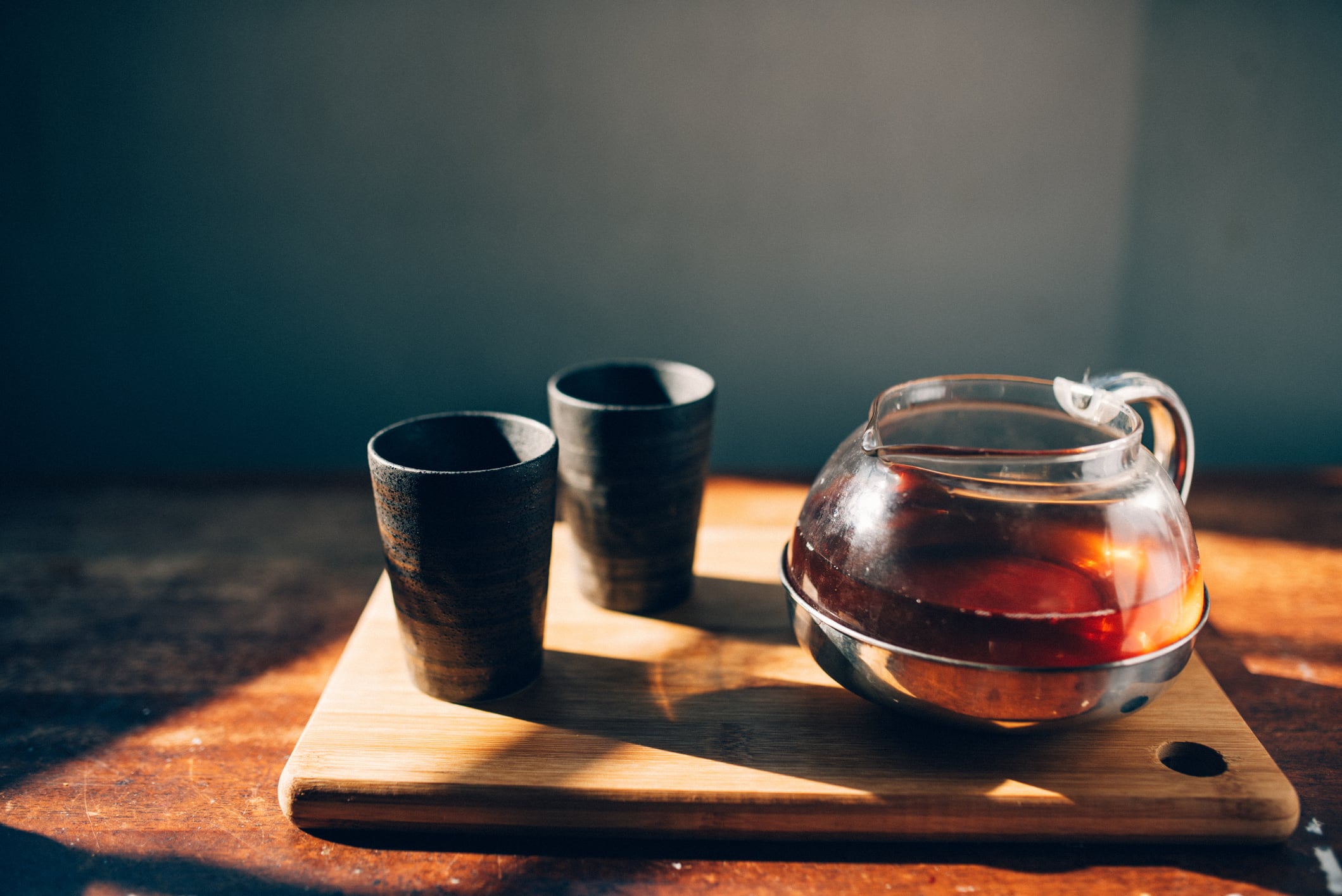 Porcelain Chinese cups and tea pot.