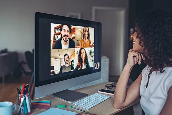 Online-business-meeting-1221858916_6000x4000.jpg