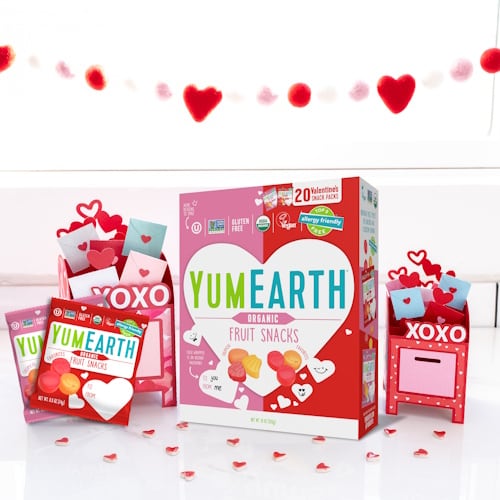 YumEarth Valentine's Day fruit snacks