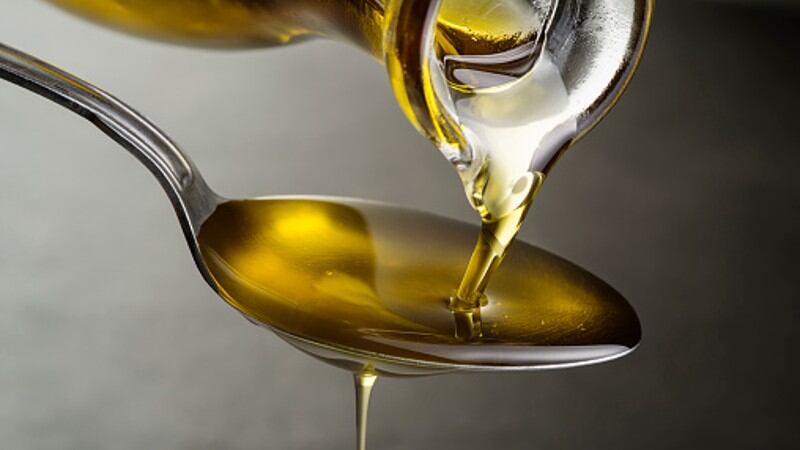 Slow-growth-and-supply-challenges-predicted-for-edible-oils-market-over-next-few-years.jpg