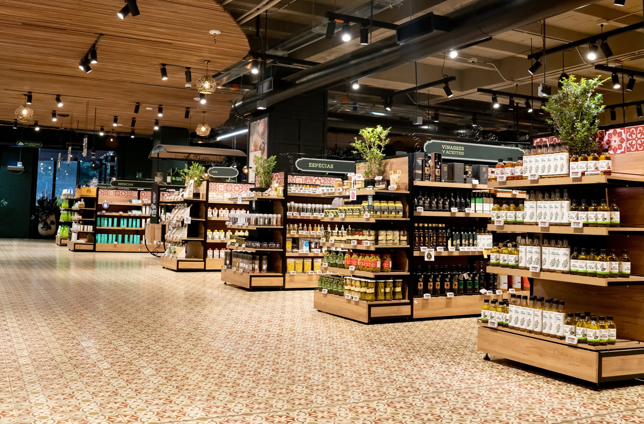 Empty aisles at a supermarket - grocery shopping concepts