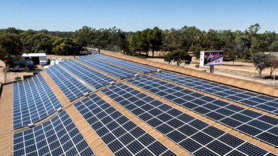 Solar project gives ray of hope to struggling Australian grape growers