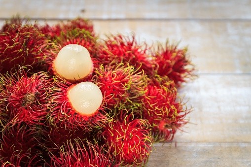 At present, 91.6% of Thailand's rambutan is used for domestic consumption. A very small percentage is exported, either as fresh fruit (4%) or in processed form (3.7%). ©Getty Images
