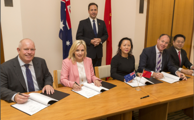 Steve Ciobo MP, Minister for Trade, Tourism and Investment witnesses signing of the agreement